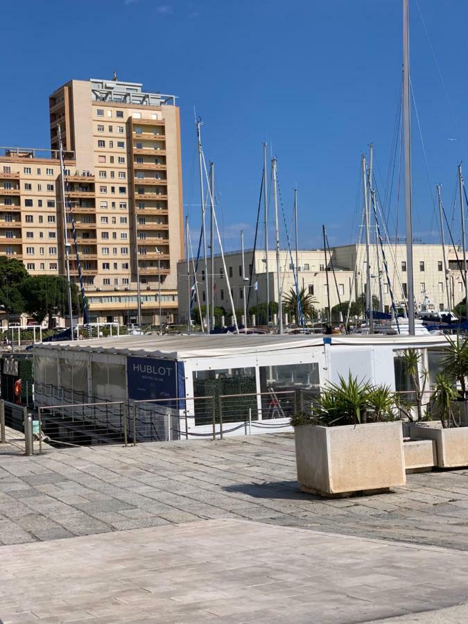 Appartamento Stella Marina Cagliari Esterno foto